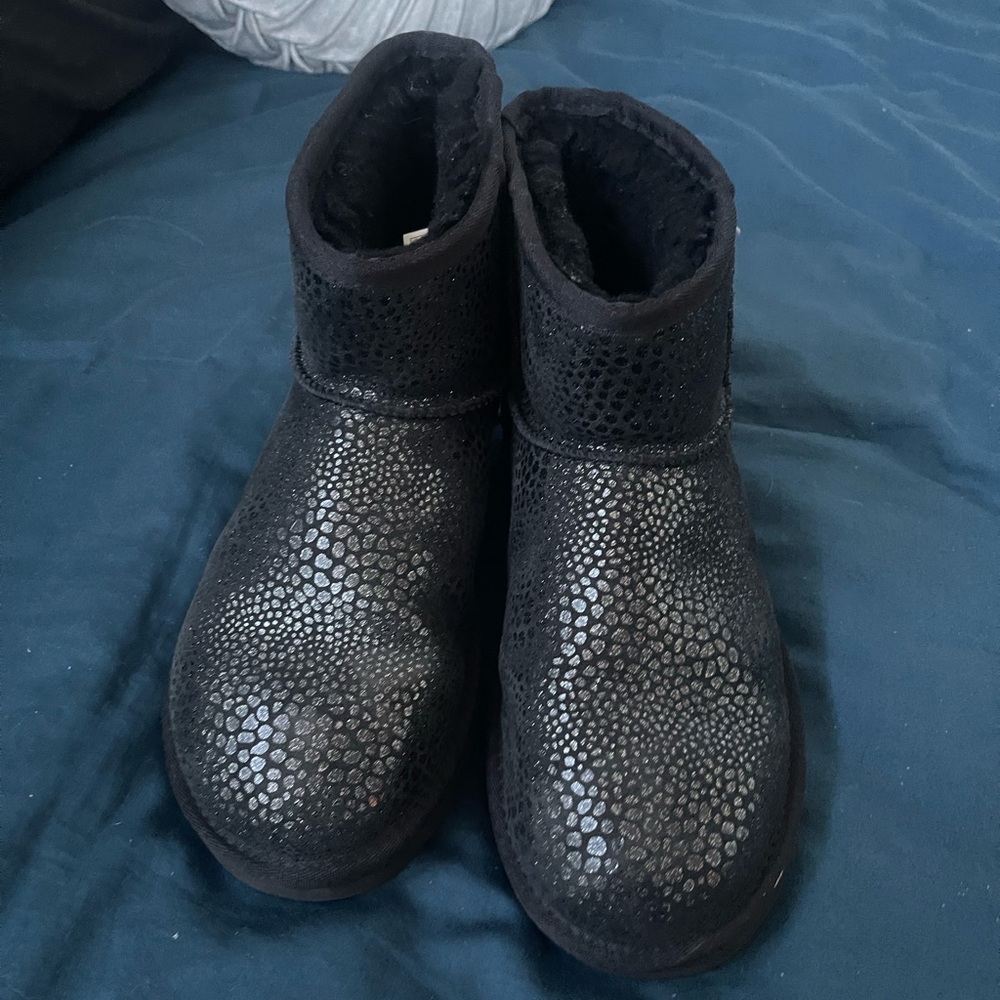 UGG bootie